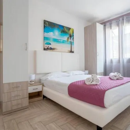 Perla Marina By Dimora Hub Apartment